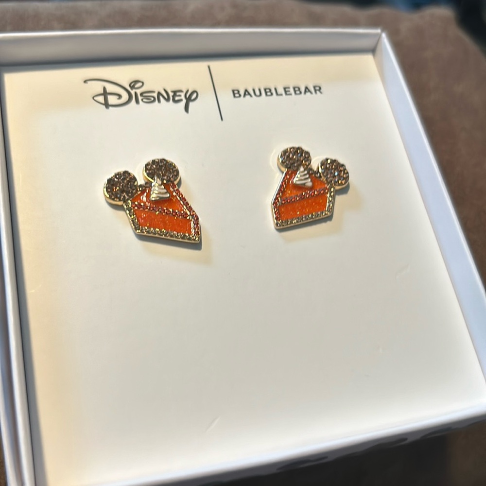 Disney Baublebar adorable pumpkin pie Mickey earrings studs approximately 1 inch
